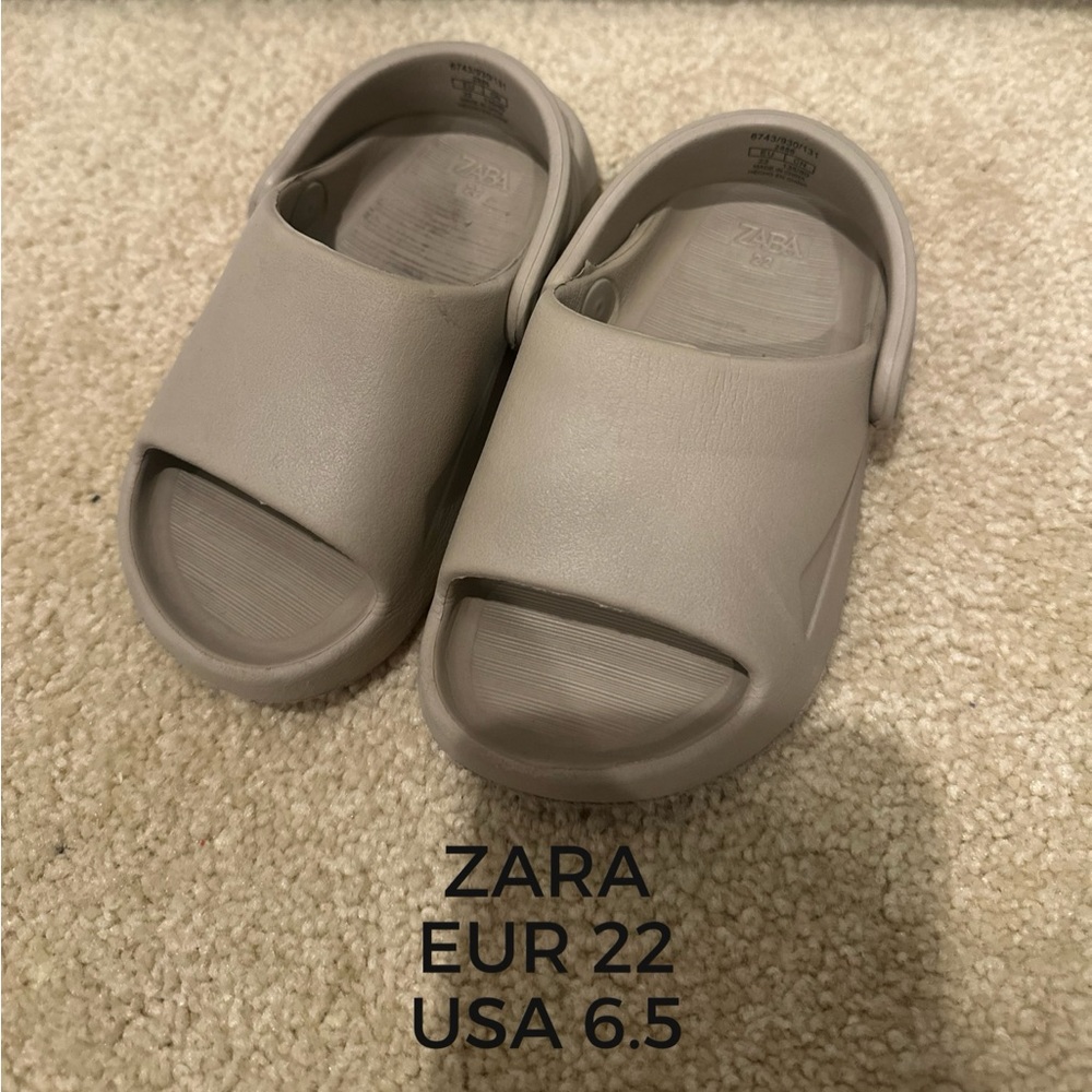 Zara sandals toddler size 6.5 great condition